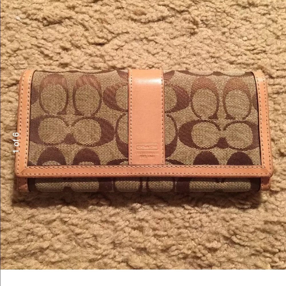 Coach Checkbook/Credit Card Wallet Gem